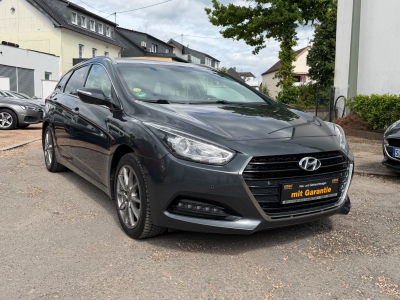 Hyundai i40 1.7 CRDi 85kW blue/Kamera/LED/NAVI/AHK/