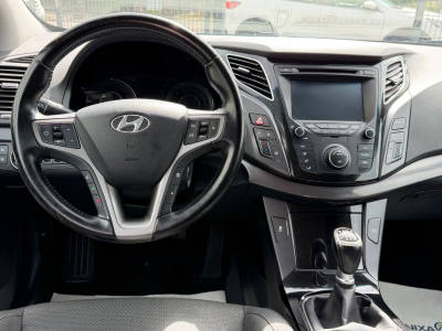 Hyundai i40 1.7 CRDi 85kW blue/Kamera/LED/NAVI/AHK/
