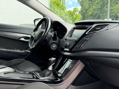 Hyundai i40 1.7 CRDi 85kW blue/Kamera/LED/NAVI/AHK/