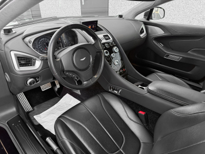 Aston Martin Vanquish V12 VANQUISH/ KERAMIK/CARBON/BANG&OLUFSEN/20°