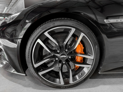 Aston Martin Vanquish V12 VANQUISH/ KERAMIK/CARBON/BANG&OLUFSEN/20°
