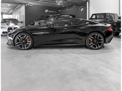 Aston Martin Vanquish V12 VANQUISH/ KERAMIK/CARBON/BANG&OLUFSEN/20°