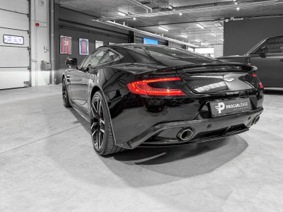 Aston Martin Vanquish V12 VANQUISH/ KERAMIK/CARBON/BANG&OLUFSEN/20°