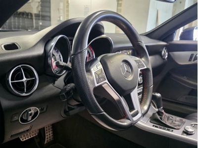 Mercedes-Benz SLK 200 AMG LINE AIRSCARF AUTO CUIR NAVI