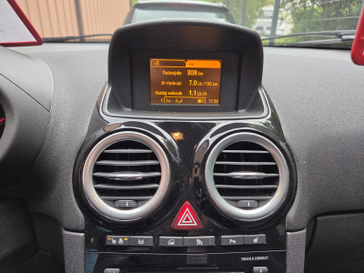 Opel Corsa COSMO 1.4 ESSENCE 101CV