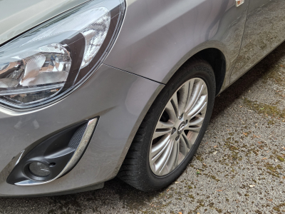 Opel Corsa COSMO 1.4 ESSENCE 101CV