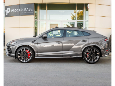 Lamborghini Urus 4.0 V8 Auto./PANO/23/360°/B&O/HUD/CARBON/VOLL