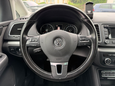 Volkswagen Sharan Highline/el.Türen/7xSitze/Kamera/