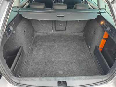 Skoda Octavia 1.6 TDI DSG CARPLAY APS AV/AR SIEGES CHAUFFANTS CRUISE