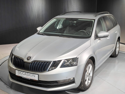 Skoda Octavia 1.6 TDI DSG CARPLAY APS AV/AR SIEGES CHAUFFANTS CRUISE