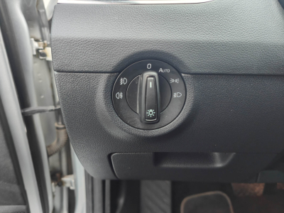 Skoda Octavia 1.6 TDI DSG CARPLAY APS AV/AR SIEGES CHAUFFANTS CRUISE