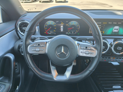 Mercedes-Benz CLA 180 1.3 SB PACK AMG CAMERA GPS CARPLAY