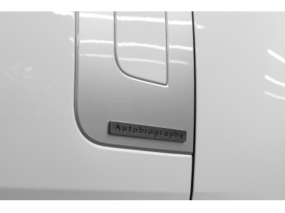 Land-Rover Range Rover D350 LWB AUTOBIOGRAPHY - 7 PLACES