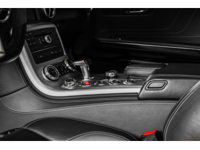 Mercedes-Benz SLS AMG Coupé 6.3 V8