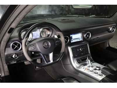 Mercedes-Benz SLS AMG Coupé 6.3 V8