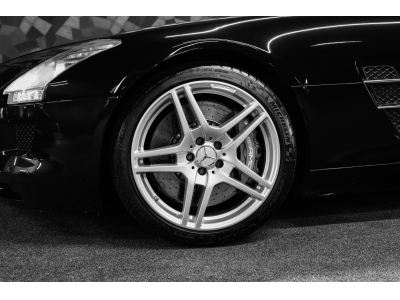 Mercedes-Benz SLS AMG Coupé 6.3 V8