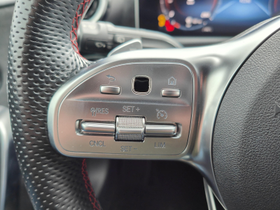 Mercedes-Benz A 180 180D PACK AMG CAMERA GPS CARPLAY LED SIEGES ELECTRIQUES
