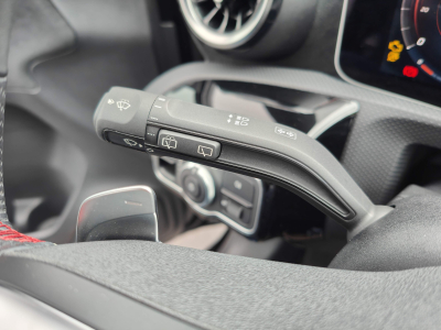 Mercedes-Benz A 180 180D PACK AMG CAMERA GPS CARPLAY LED SIEGES ELECTRIQUES