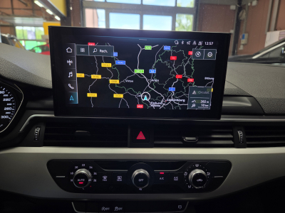 Audi A4 AVANT 30TDI ATTRACTION S-TRONIC