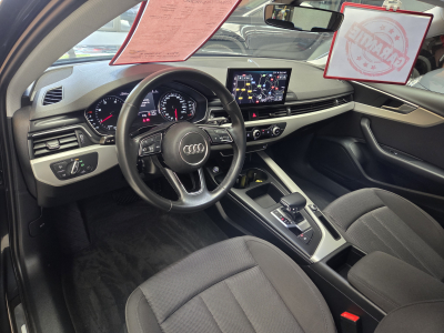 Audi A4 AVANT 30TDI ATTRACTION S-TRONIC