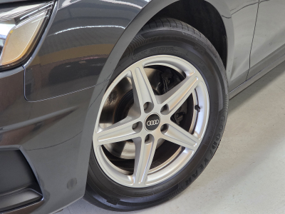 Audi A4 AVANT 30TDI ATTRACTION S-TRONIC