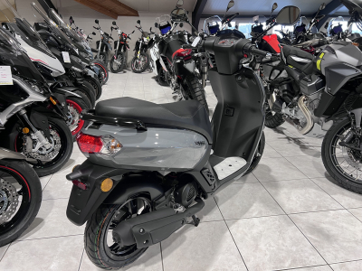 Peugeot Kisbee CL A  25 km/h Meteor Grey