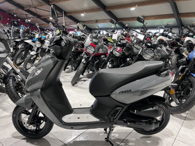 Peugeot Kisbee CL A  25 km/h Meteor Grey