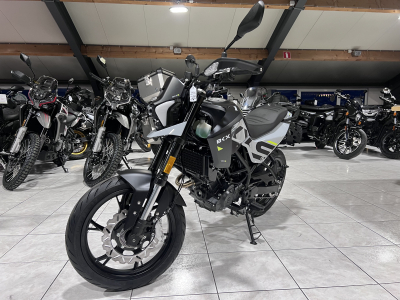 Benelli BKX 125 S