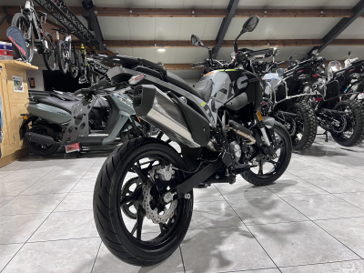 Benelli BKX 125 S