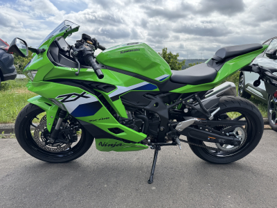 Kawasaki Ninja ZX-4RR 