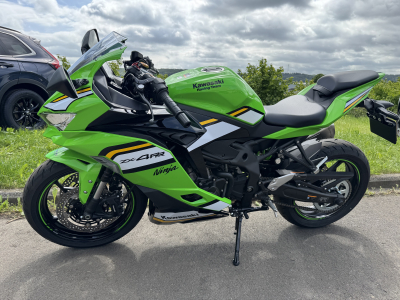 Kawasaki Ninja ZX-4RR 