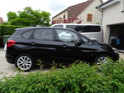 BMW 225 XE IPERFORMAN