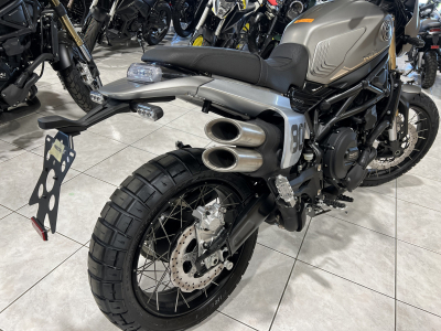 Benelli Leoncino Trail 800