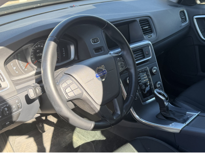 Volvo V60 Cross Country D3 GEARTRONIC CUIR NAVI