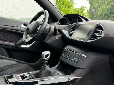 Peugeot 308 GT 204PS / KAMERA /