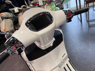 Vespa GTS Super Tech 310