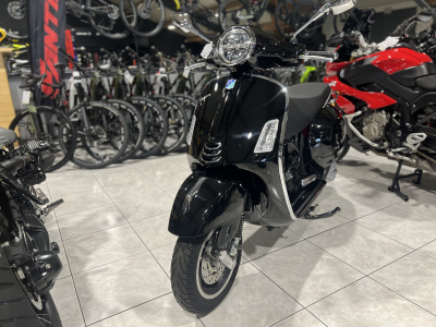 Vespa GTS Super 125