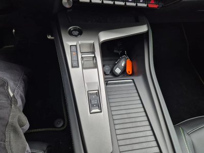 Peugeot 308 1.2 Hybrid e-DSC6 145 GT Exclusive