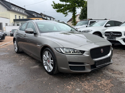 Jaguar XE Prestige/1.HAND/SCHECKHEFT/