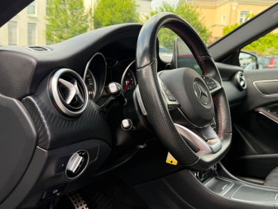 Mercedes-Benz A 200 A A 200 CDI / d AMG LINE/PANORAMDACH/