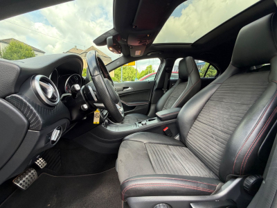Mercedes-Benz A 200 A A 200 CDI / d AMG LINE/PANORAMDACH/