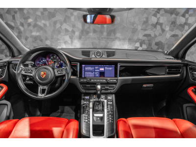 Porsche Macan S