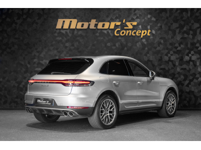 Porsche Macan S