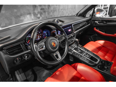 Porsche Macan S