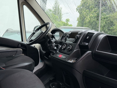 Peugeot  Boxer Kasten Hochraum 330 L2H3 BlueHD/EURO6