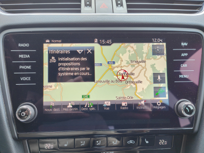 Skoda Octavia Combi RS 2.0 TDI DSG 4X4 CARPLAY GPS SIEGES CHAUFF