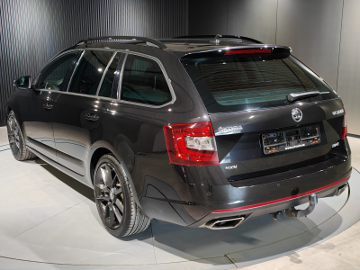 Skoda Octavia Combi RS 2.0 TDI DSG 4X4 CARPLAY GPS SIEGES CHAUFF