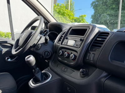 Renault  TRAFIC 2.0 DCI