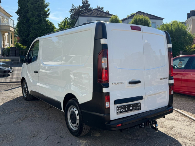 Renault  TRAFIC 2.0 DCI
