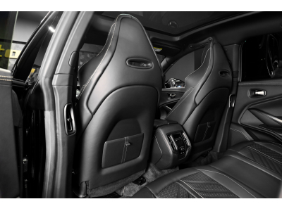 Aston Martin DBX 707 - ONYX BLACK